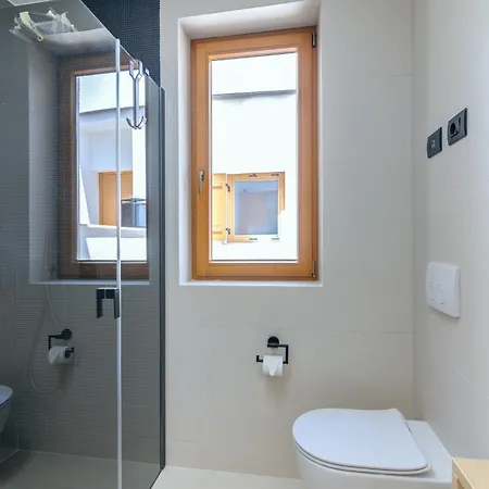 公寓 Mare Sano 2 Bedroom #9 With Pool By Irundo 奥帕提亚